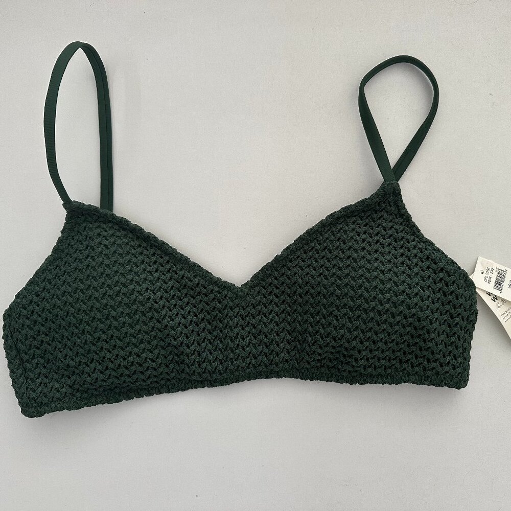 NWT Aerie Bikini Top with a faux crochet style